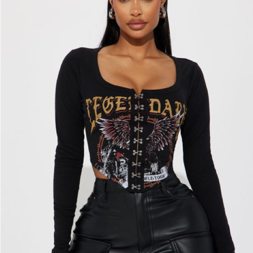 Fashion Nova Black Graphic Crop Top